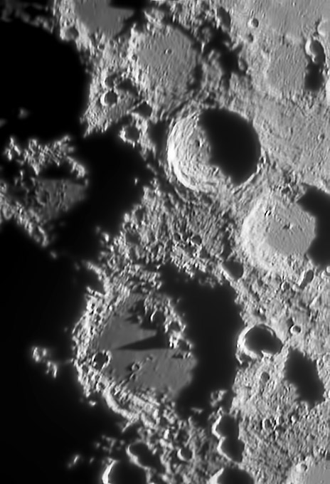 Moonscape image: Pat Knoll - 2009